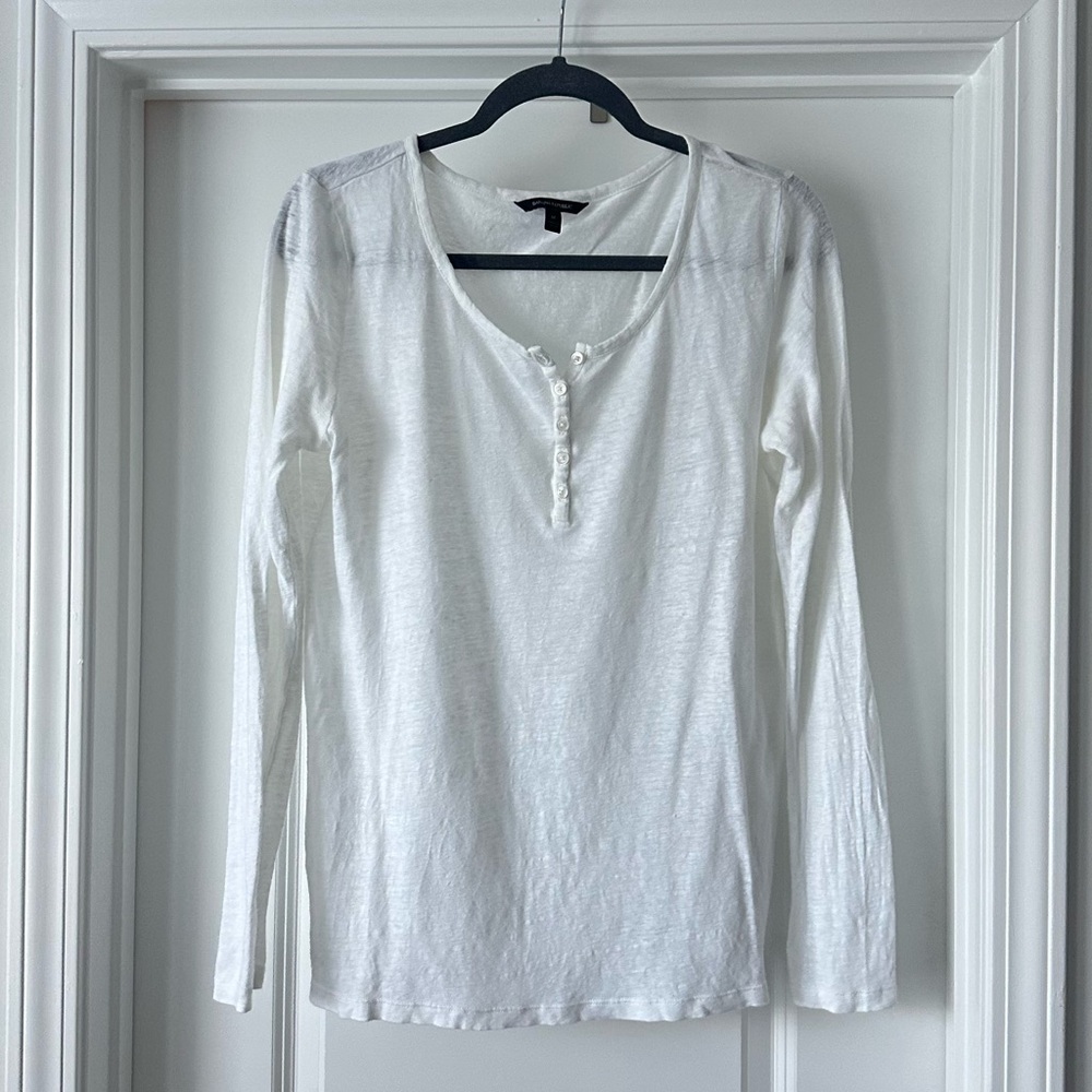 Banana Republic White Linen Henley